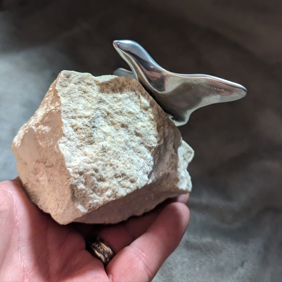 Hoselton Aluminum Seagull Sculpture on Stone Signed - Picture 2 of 8